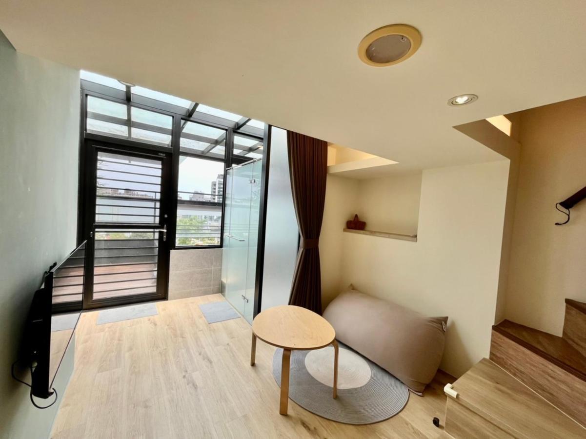 Bed and Breakfast 松語墅溫泉居 Pine Hot Spring Цзяосі Екстер'єр фото
