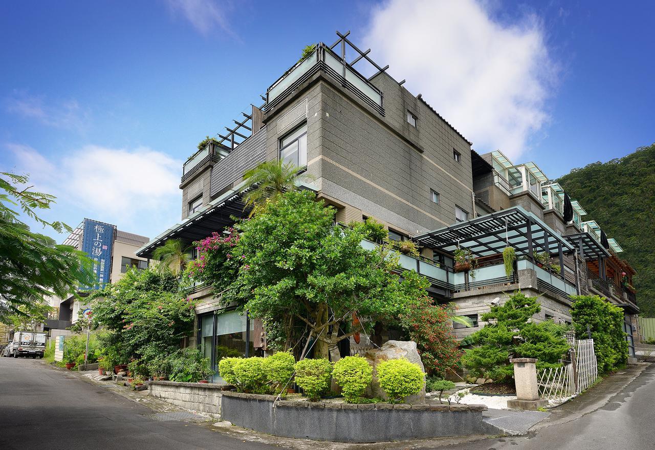 Bed and Breakfast 松語墅溫泉居 Pine Hot Spring Цзяосі Екстер'єр фото